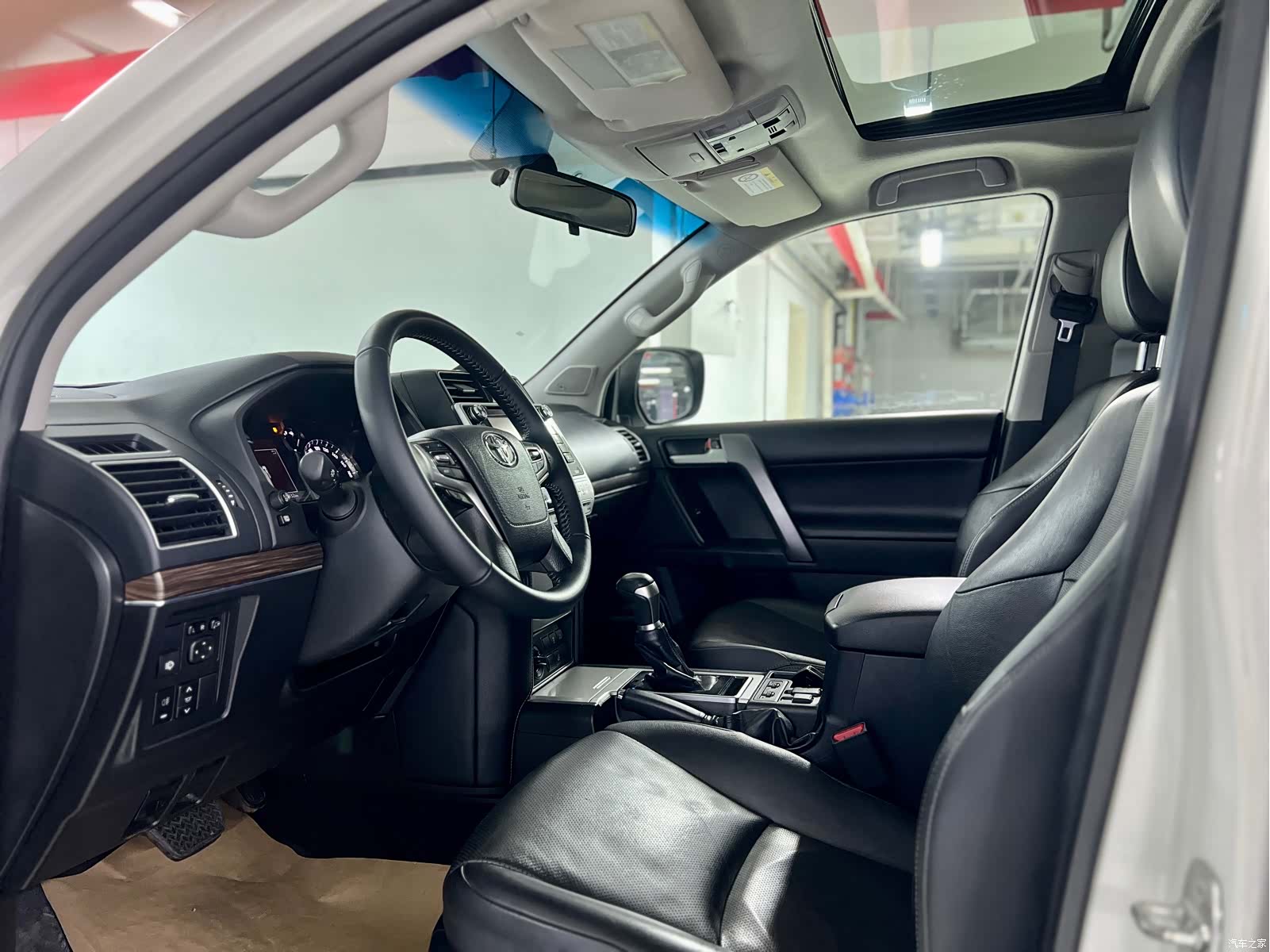 Toyota Prado, 2018 все фото