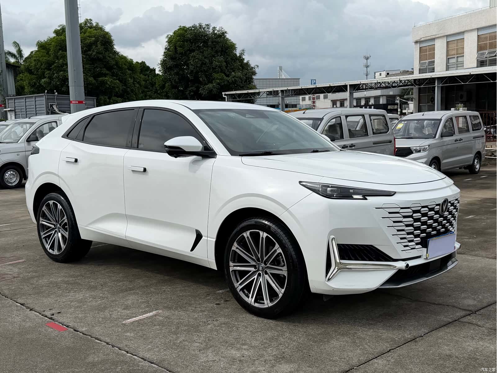 Changan UNI-K, 2022 3