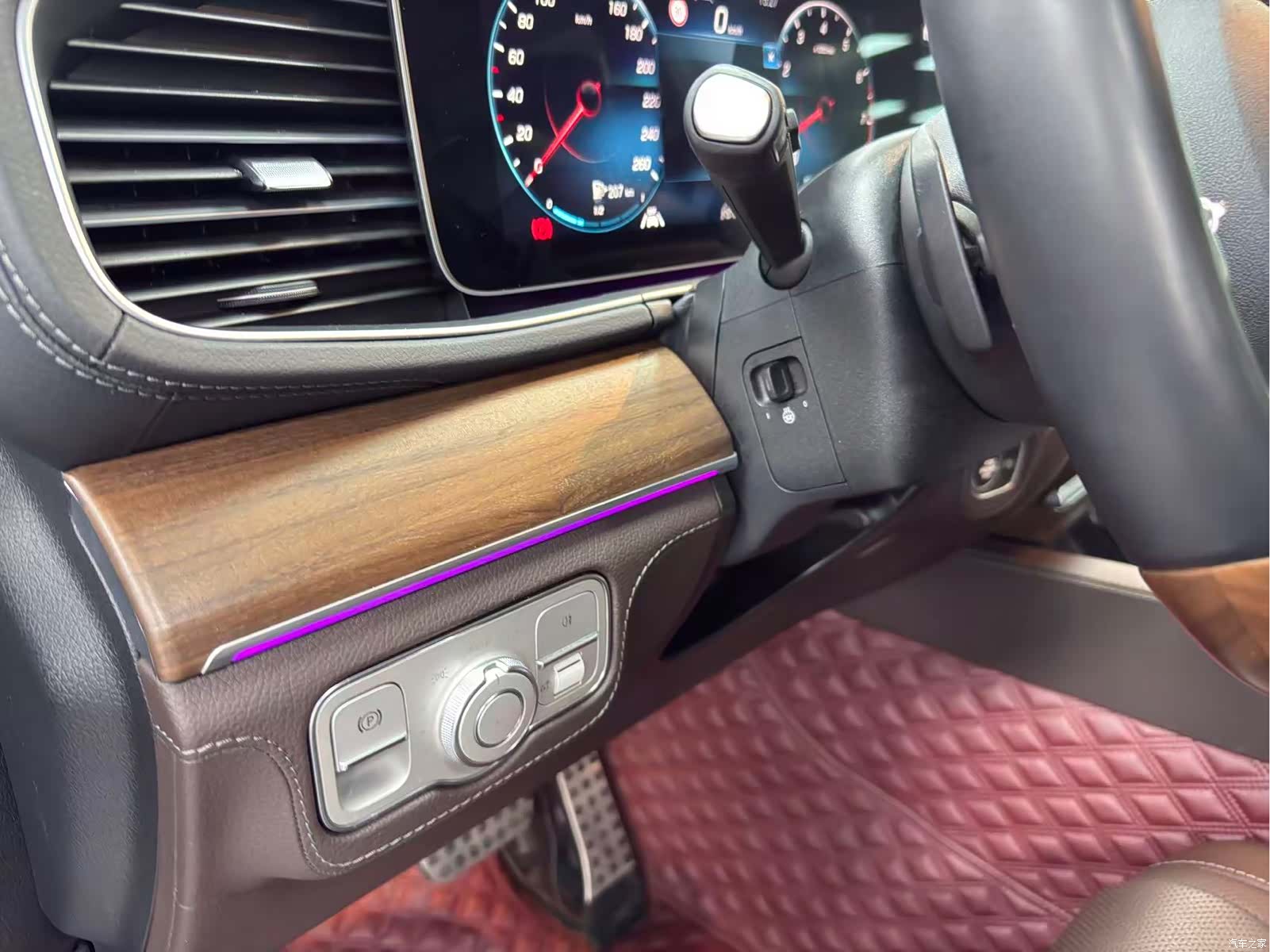 Mercedes-Benz GLS, 2022 10
