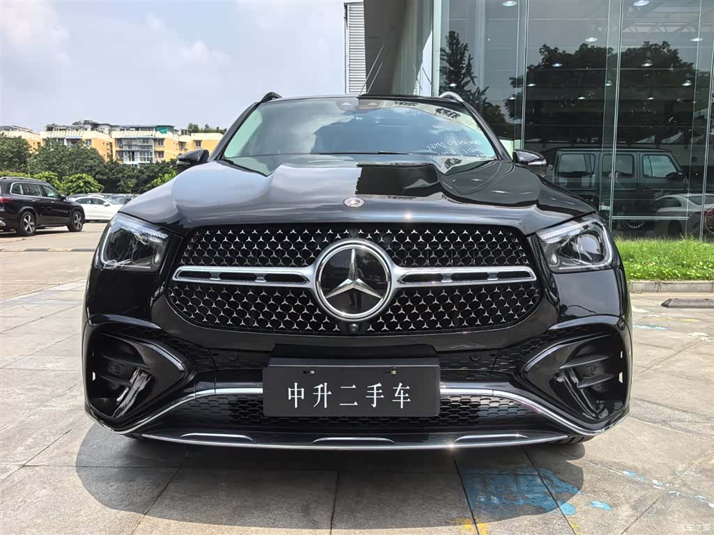 Mercedes-Benz GLE, 2024 2