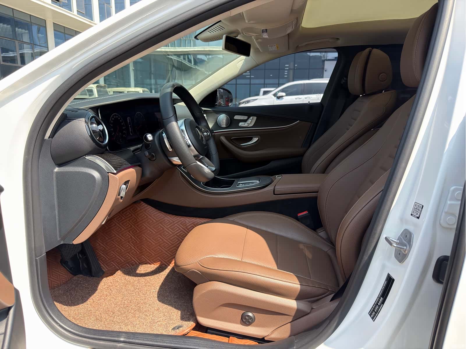 Mercedes-Benz E-Class, 2019 4