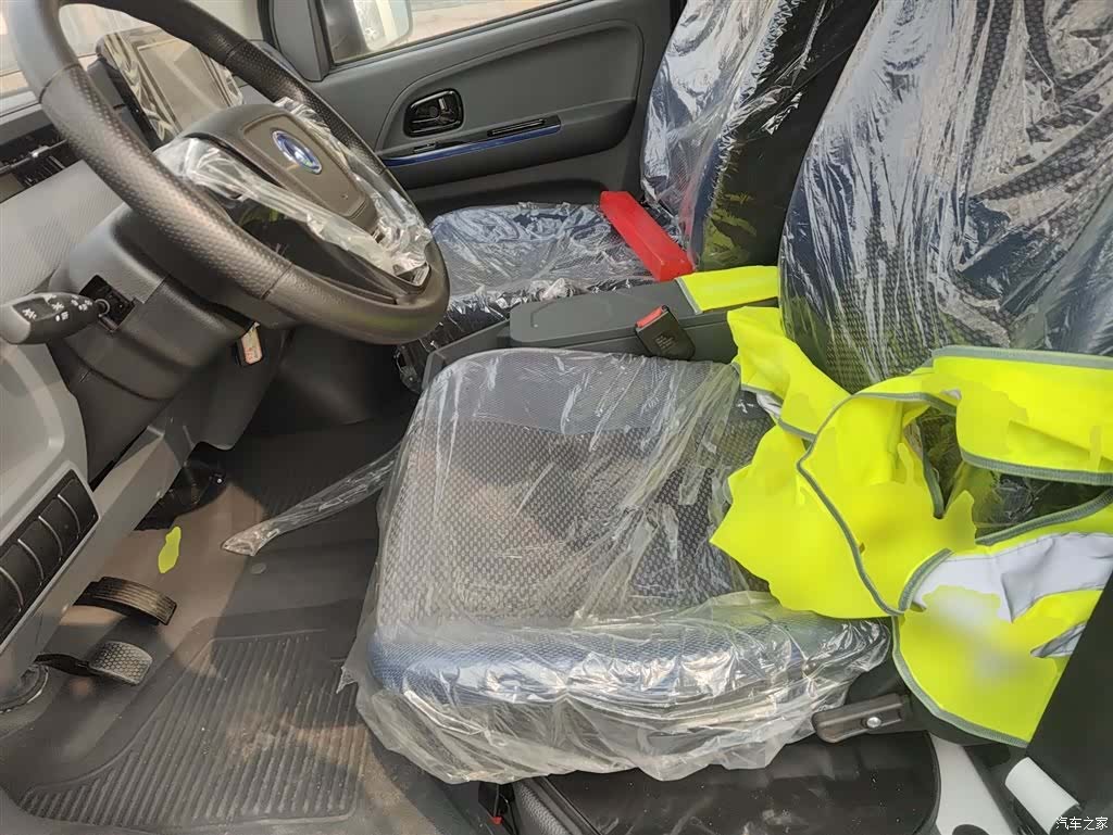 DongFeng EM27, 2025 15