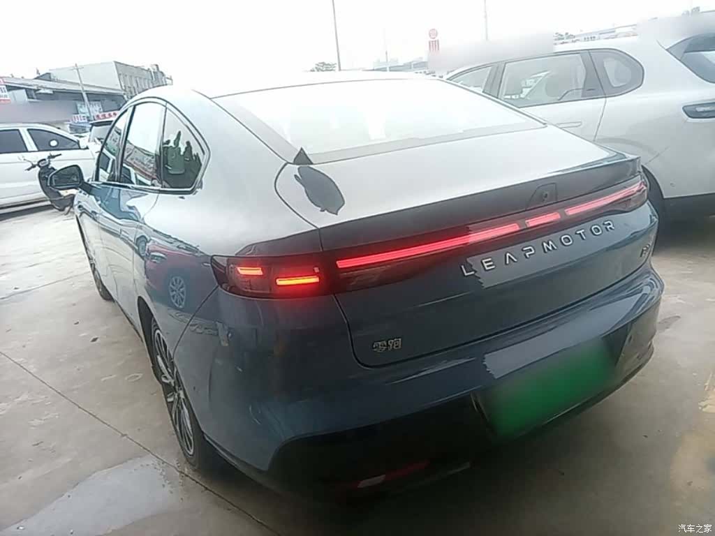Leapmotor B01, 2025 все фото
