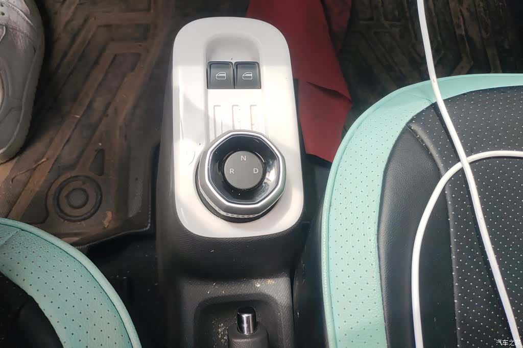 Geely Panda, 2025 16