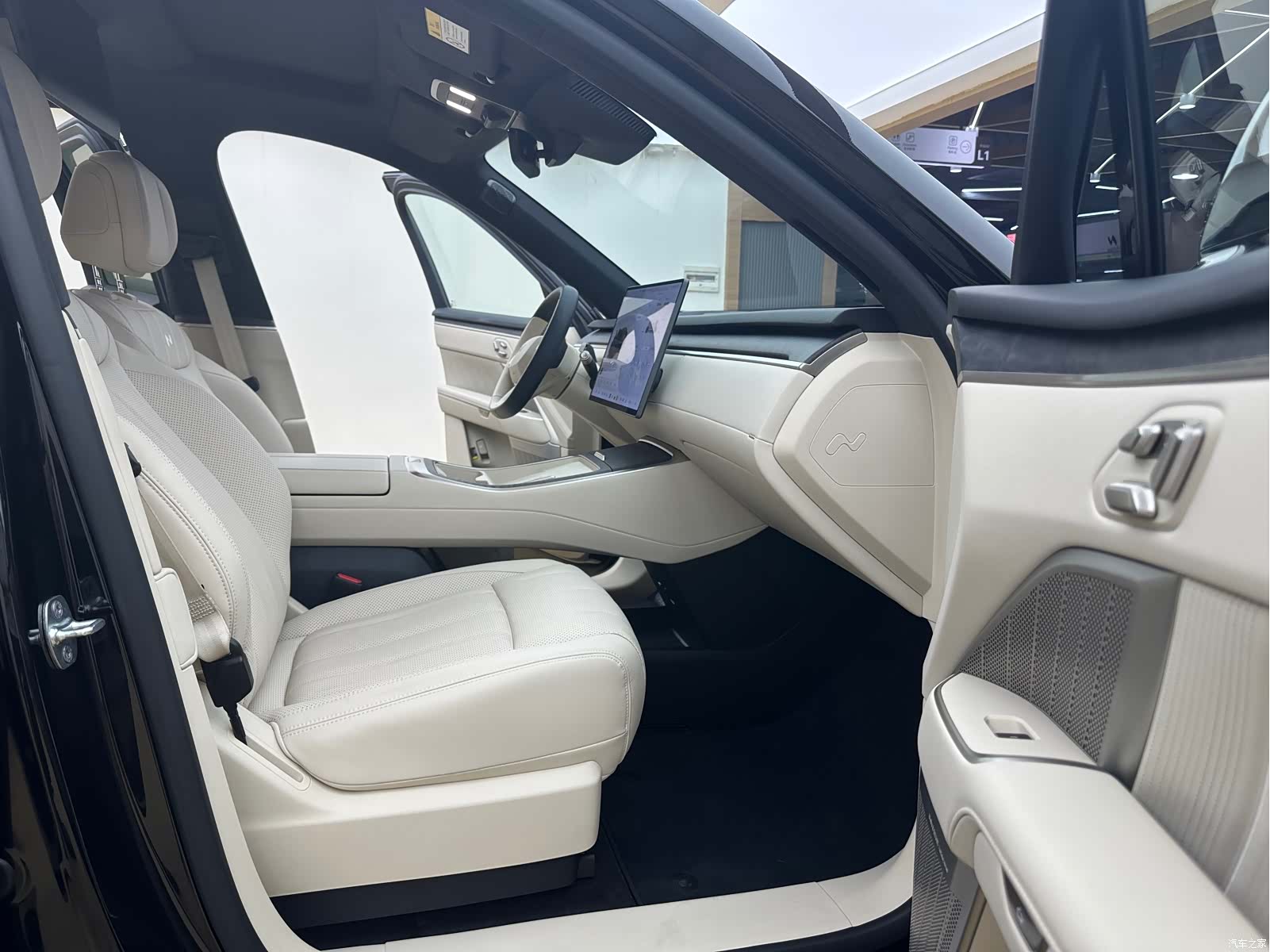 NIO L90, 2025 16
