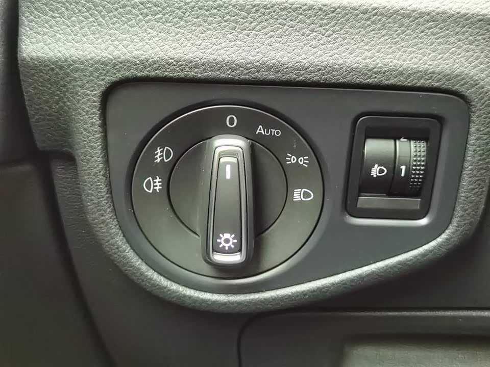 Volkswagen Golf*Jiayu Volkswagen Golf*Jiayu