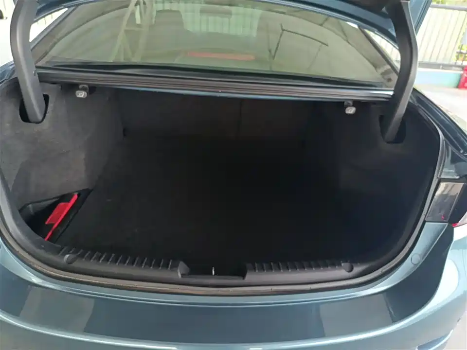 Mazda Atez