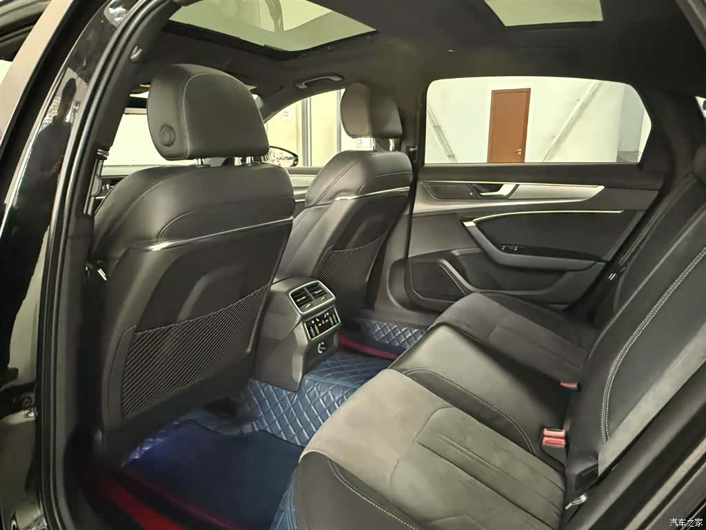 Audi A6L, 2020 11
