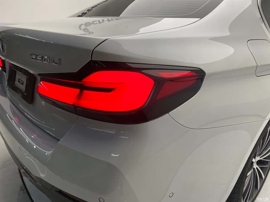BMW 5 Series, 2022 10