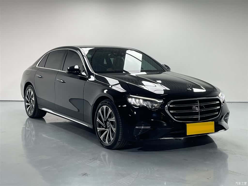 Mercedes-Benz E-Class, 2024 2