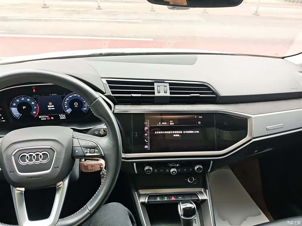 Audi Q3, 2021 10