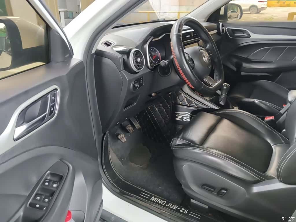 MG ZS, 2018 16