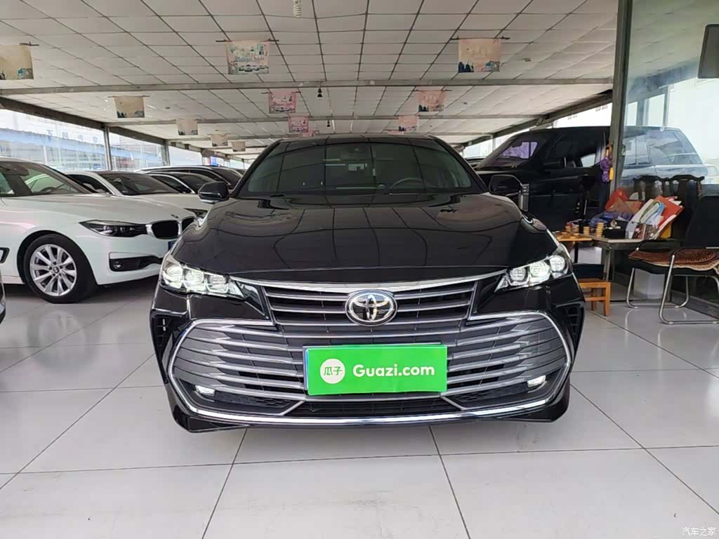 Toyota Avalon, 2022 3
