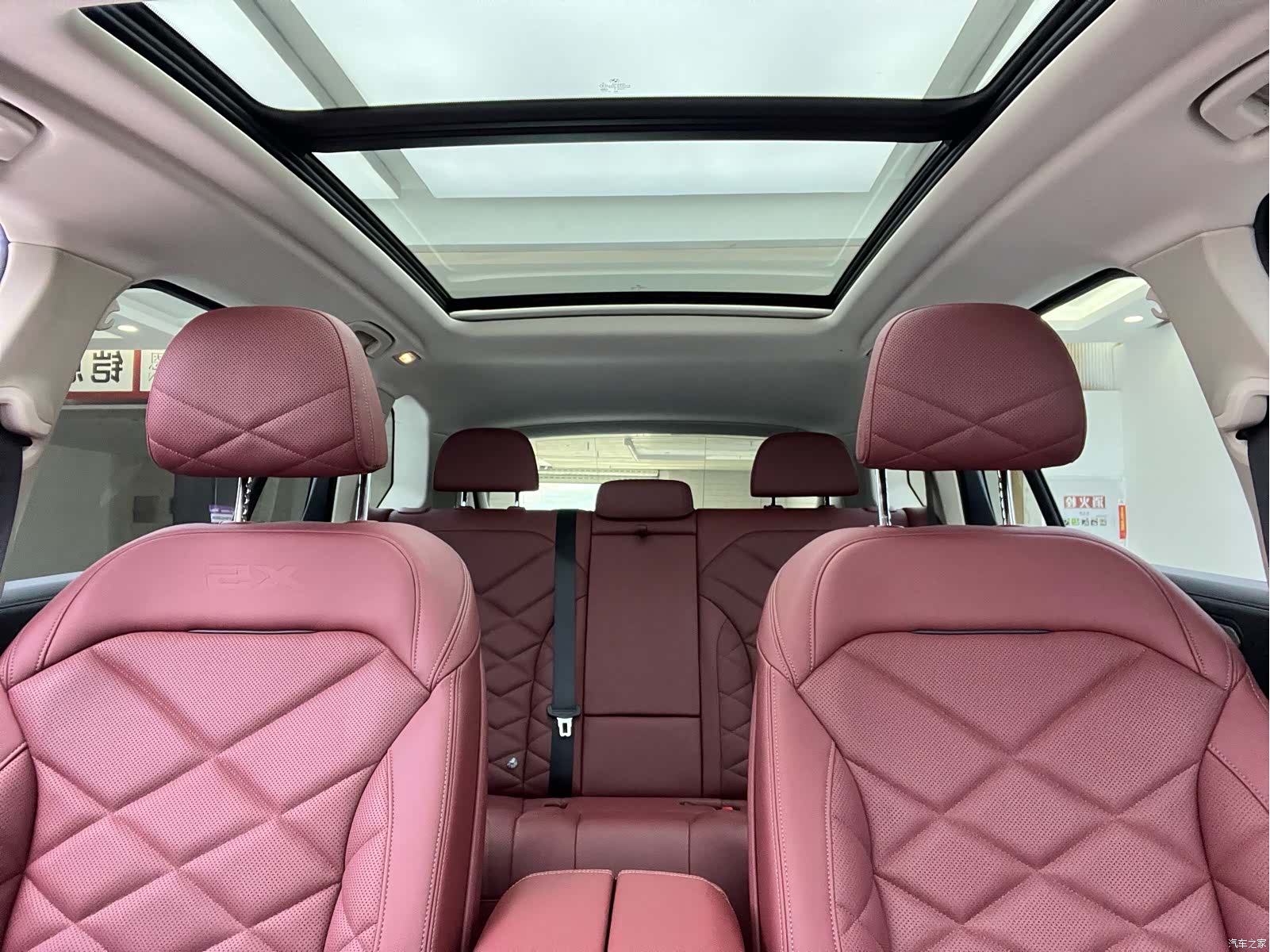 BMW X5, 2024 все фото