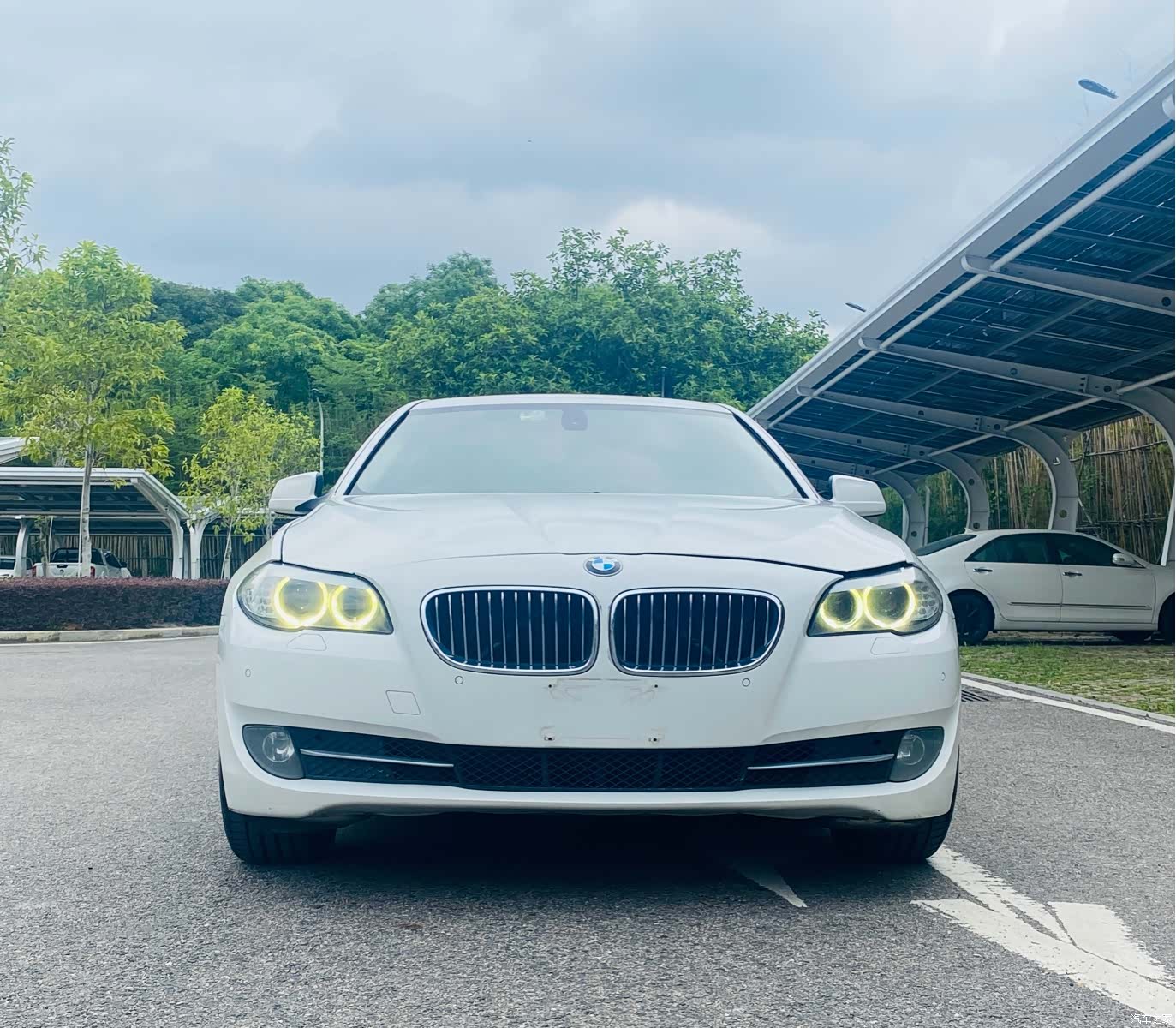 BMW 5 Series, 2011 2