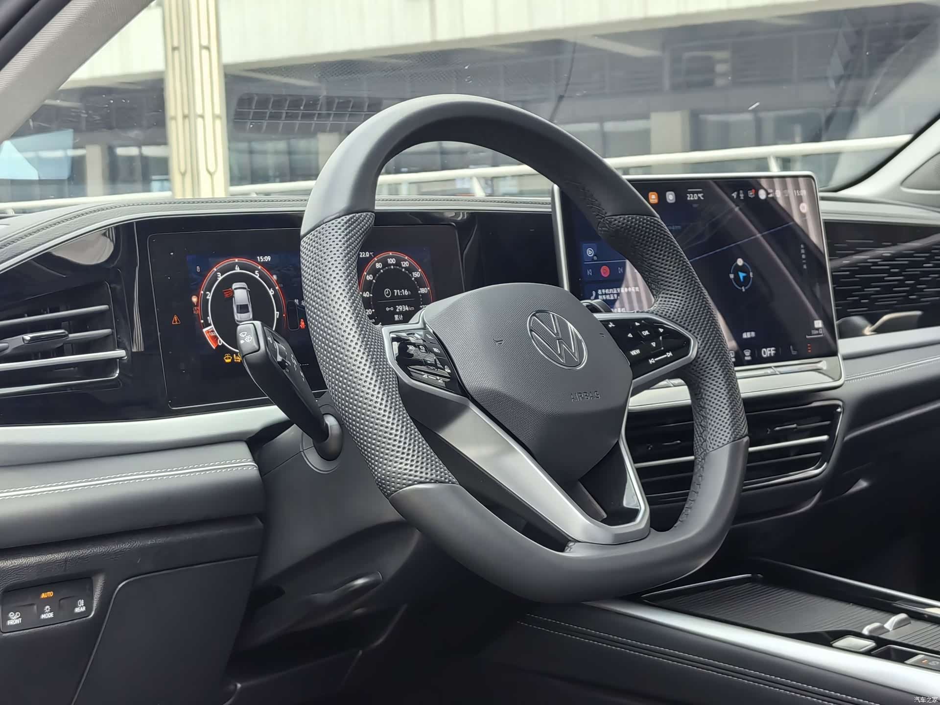 Volkswagen Passat, 2025 12