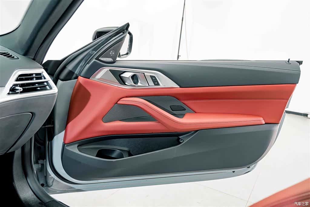 BMW 4 Series, 2025 15