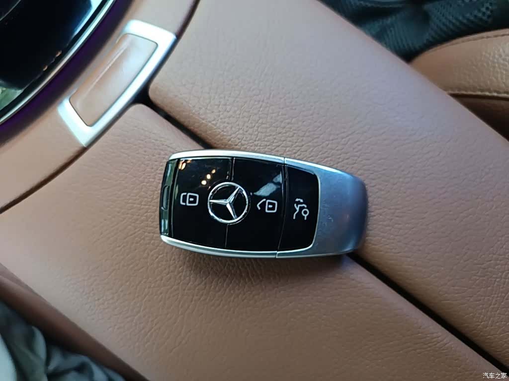 Mercedes-Benz E-Class, 2017 9