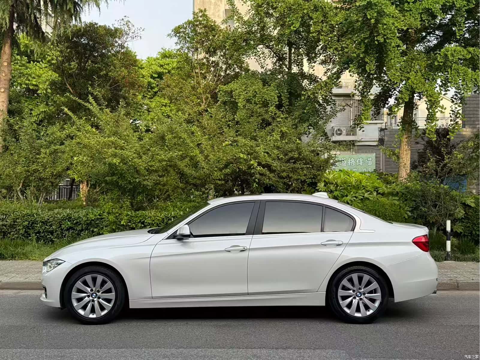 BMW 3 Series, 2017 8
