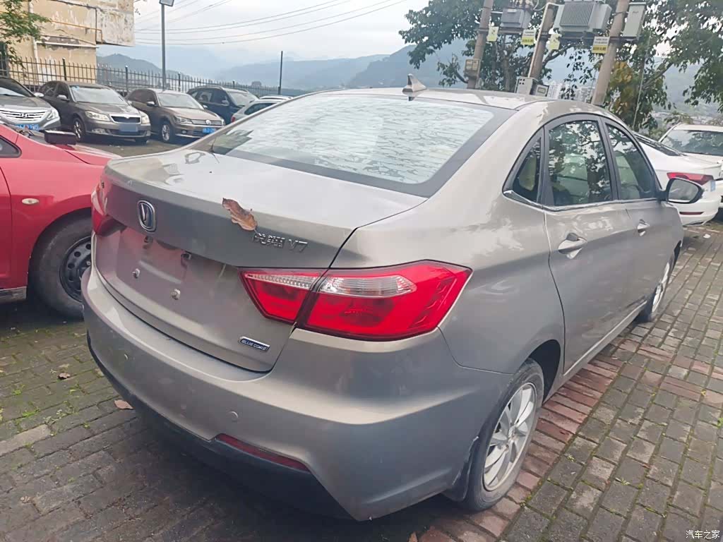 Changan V7, 2017 все фото