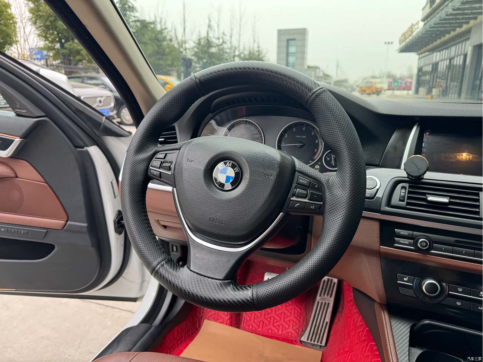 BMW 5 Series, 2016 11