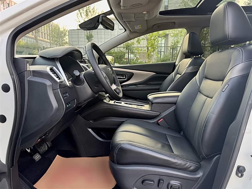 Nissan Loulan Nissan Loulan
