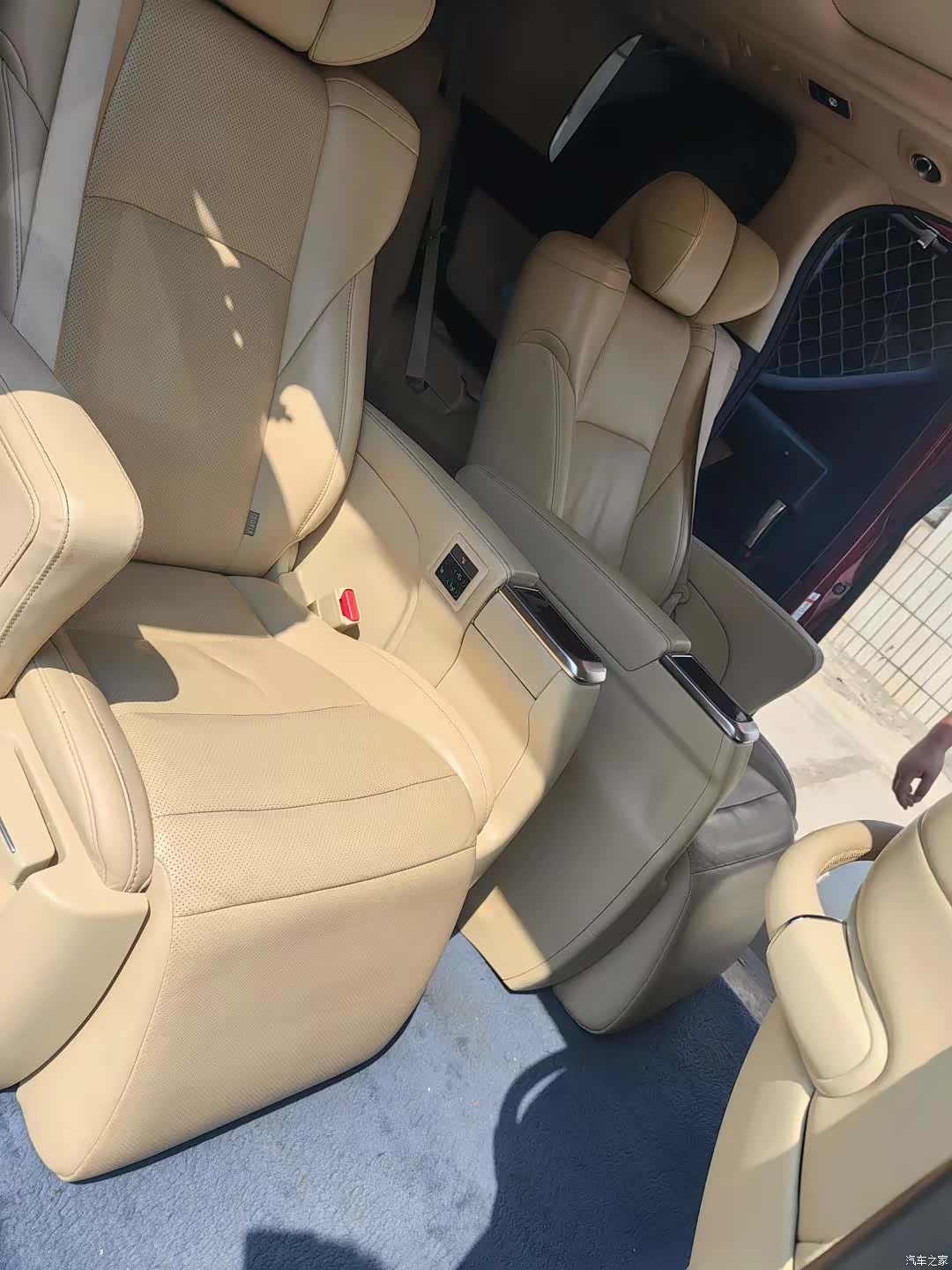 Toyota Alphard, 2018 2