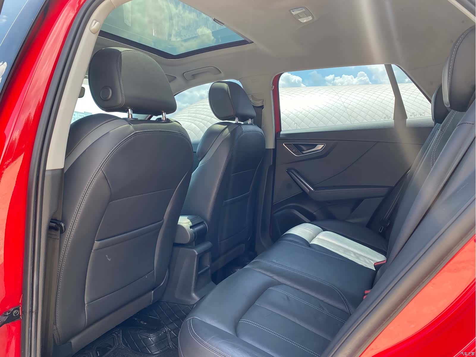 Audi Q2L, 2022 11