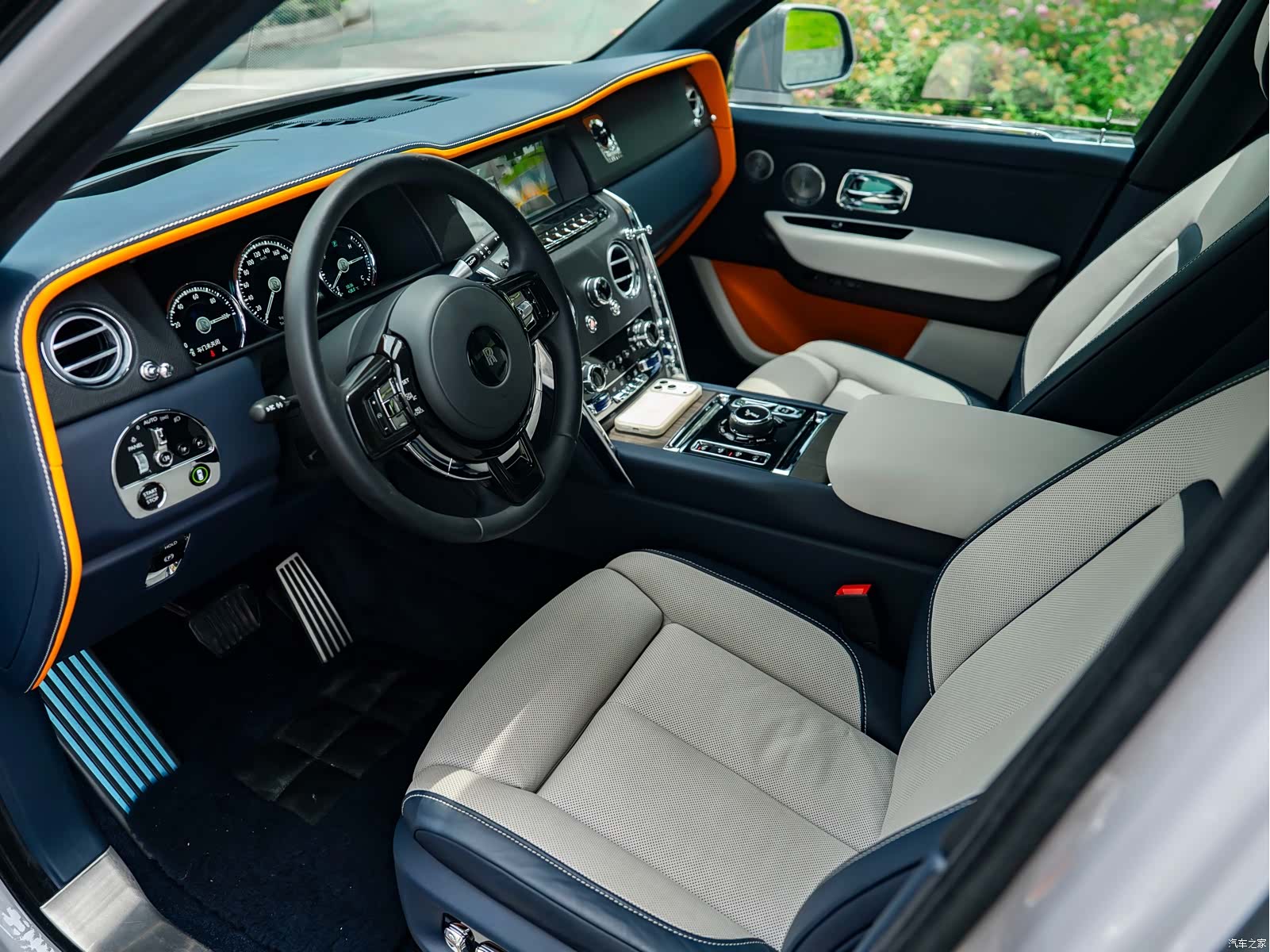Rolls-Royce Cullinan, 2021 13