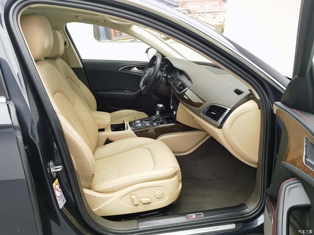 Audi A6L, 2012 23