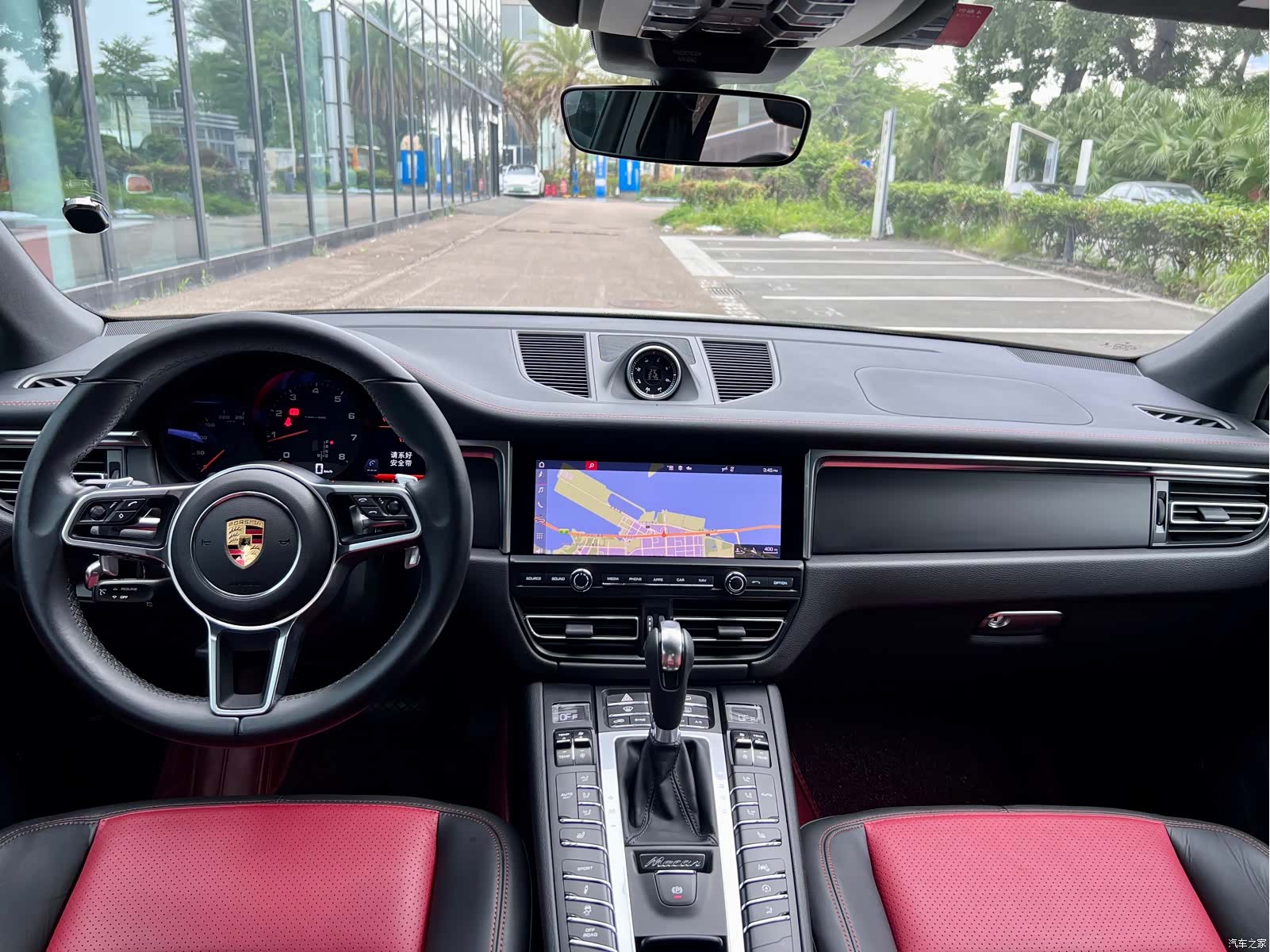 Porsche Macan, 2021 8