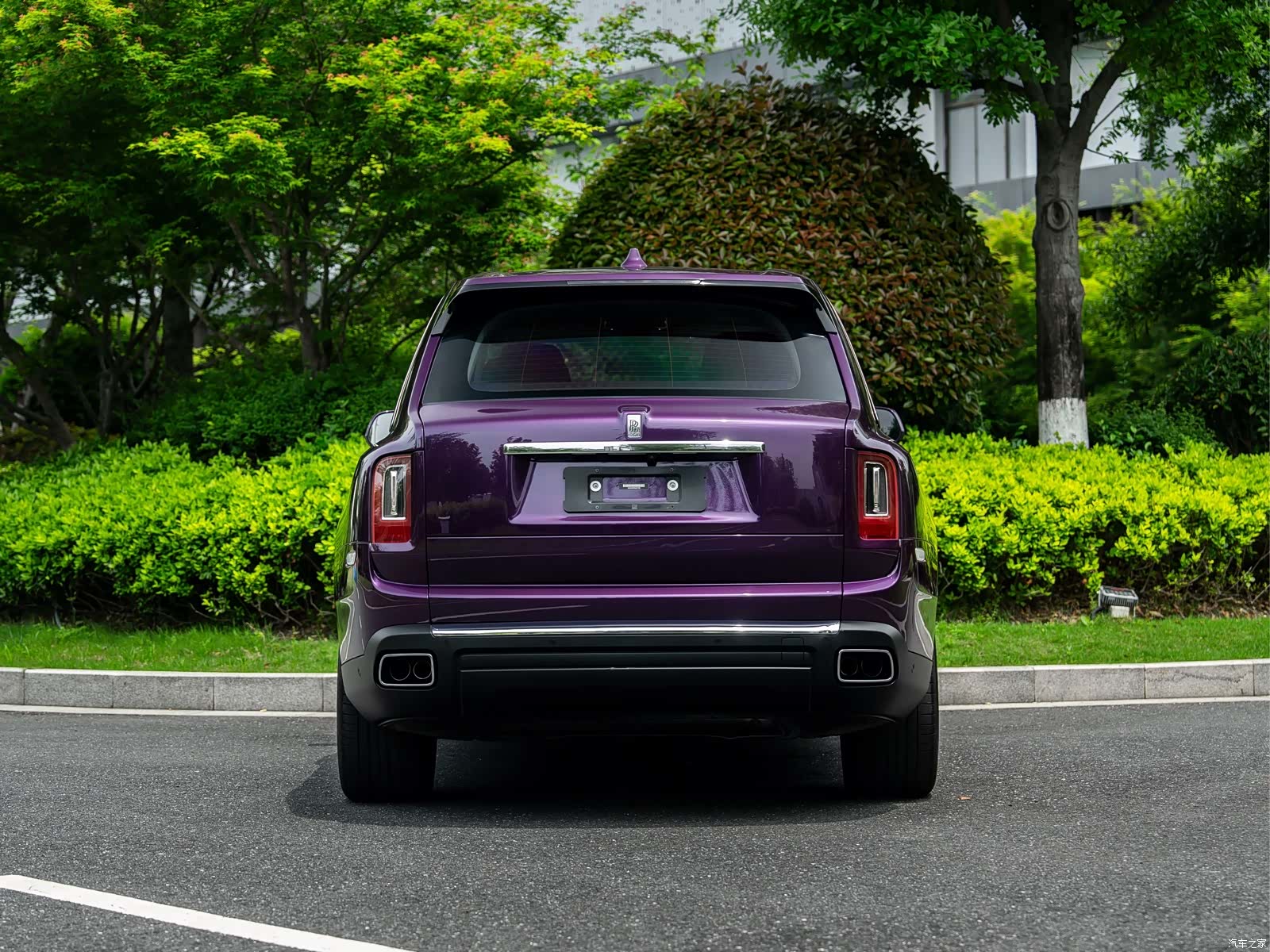Rolls-Royce Cullinan, 2022 20