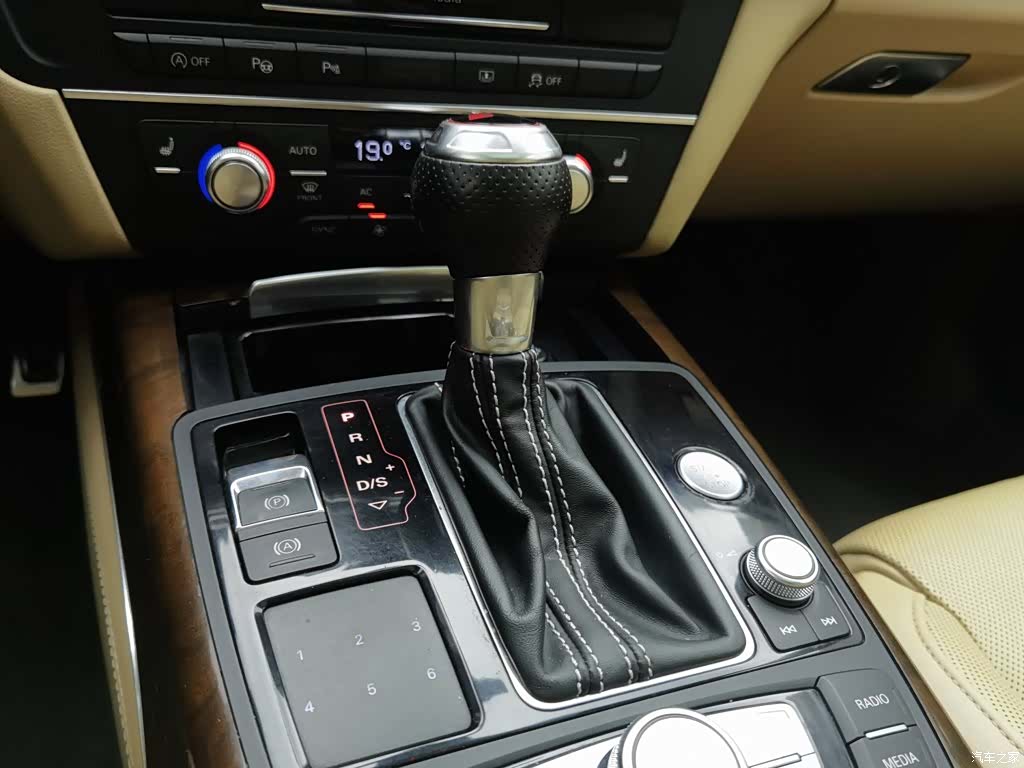 Audi A6L, 2012 13