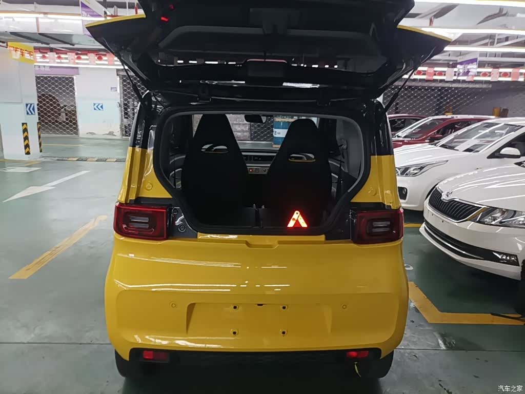 Wuling MINIEV, 2022 19
