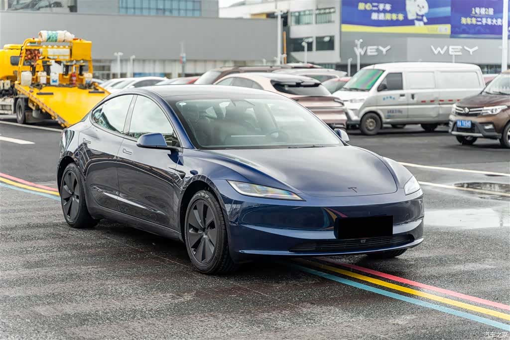 Tesla Model 3, 2026 3
