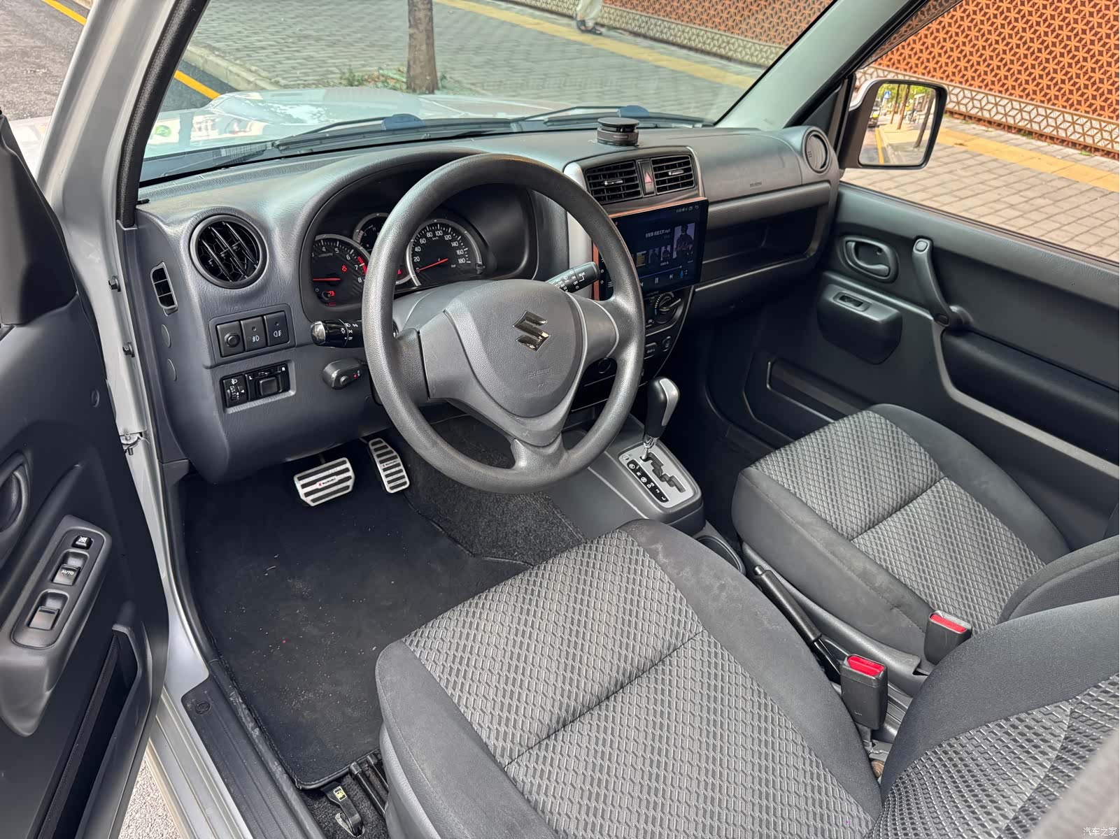 Suzuki 1.3, 2016 6