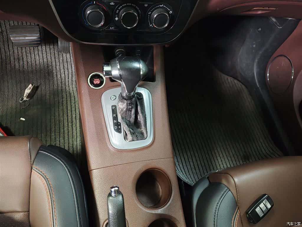 DongFeng X5, 2017 14