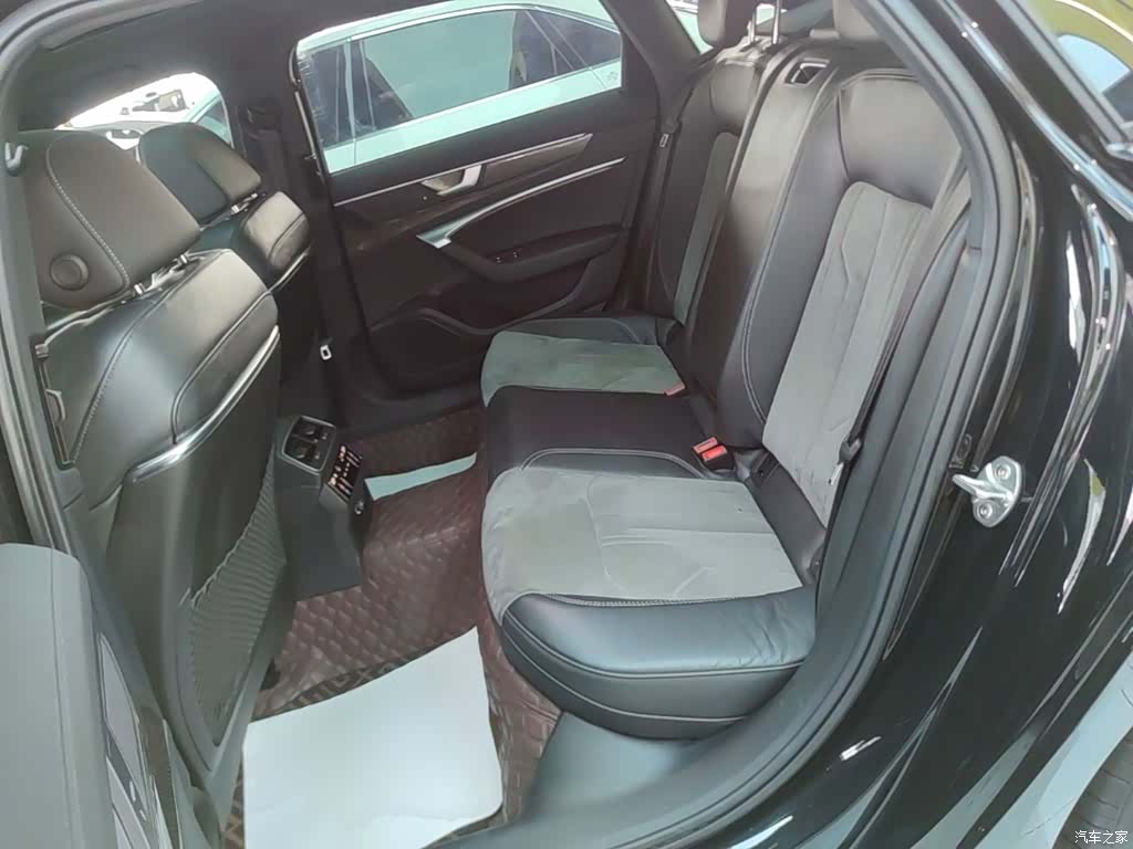 Audi A6L, 2022 17