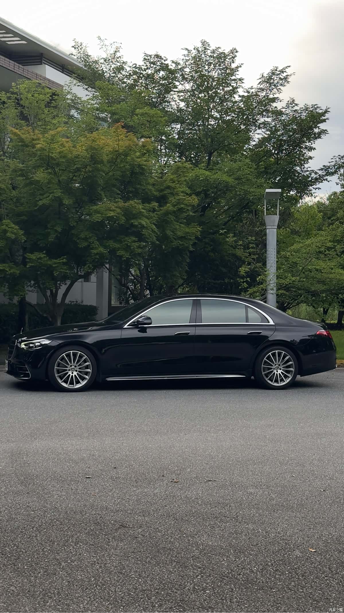Mercedes-Benz S-Class, 2022 4