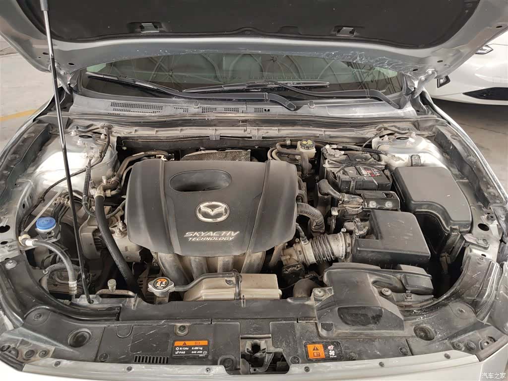 Mazda Mazda3, 2019 20