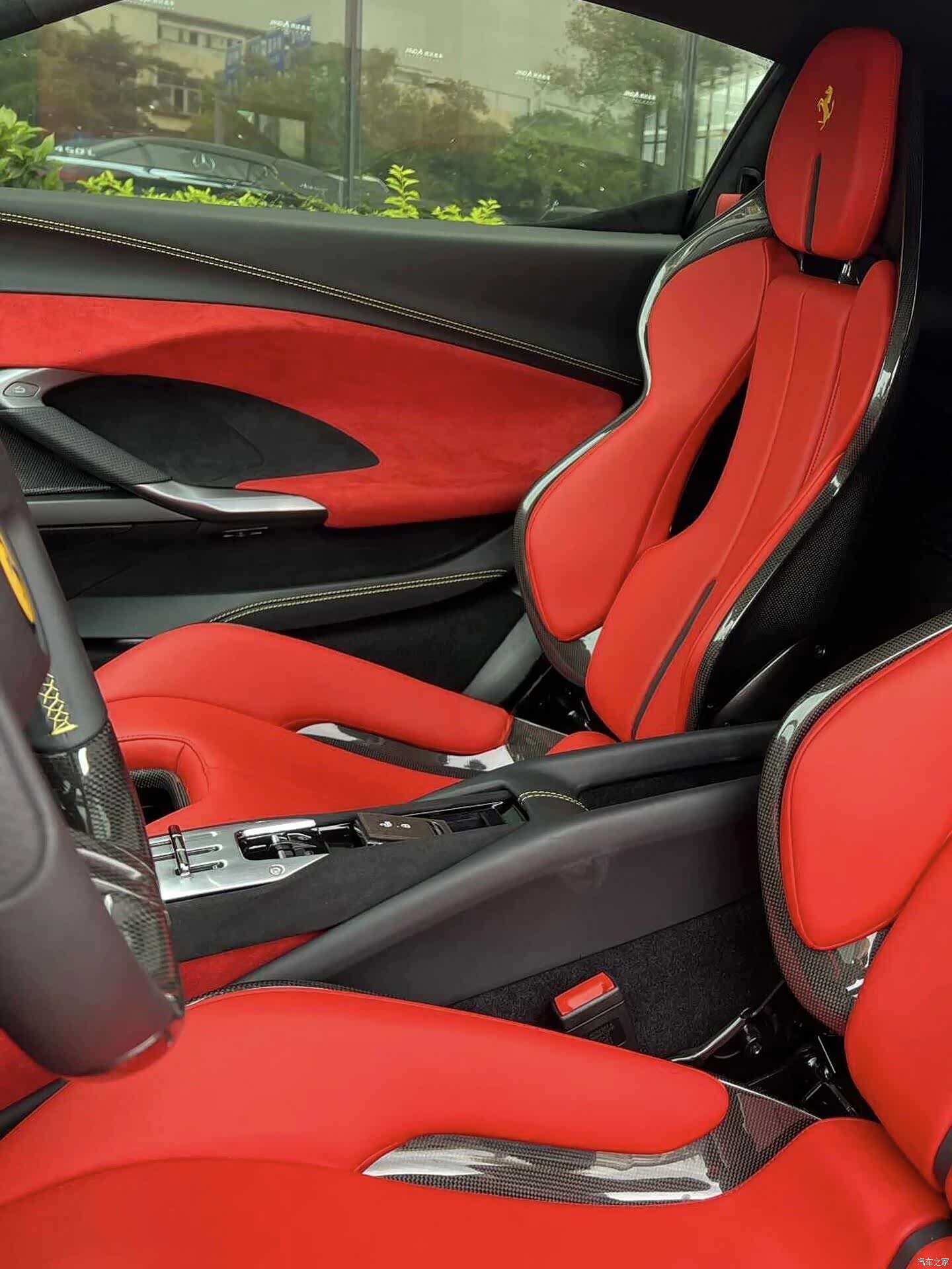 Ferrari 296, 2023 все фото