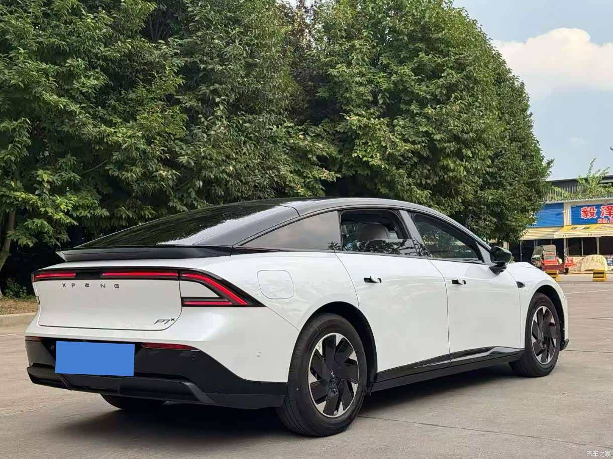 Xpeng P7, 2025 7