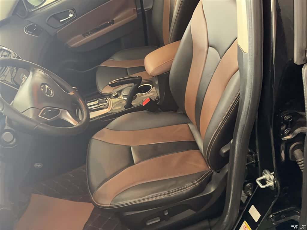 GAC GS5, 2015 13