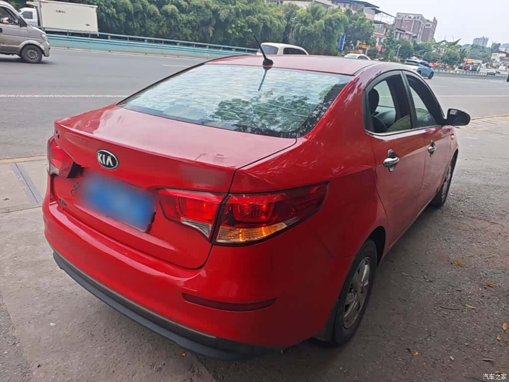 Kia K2, 2015 7