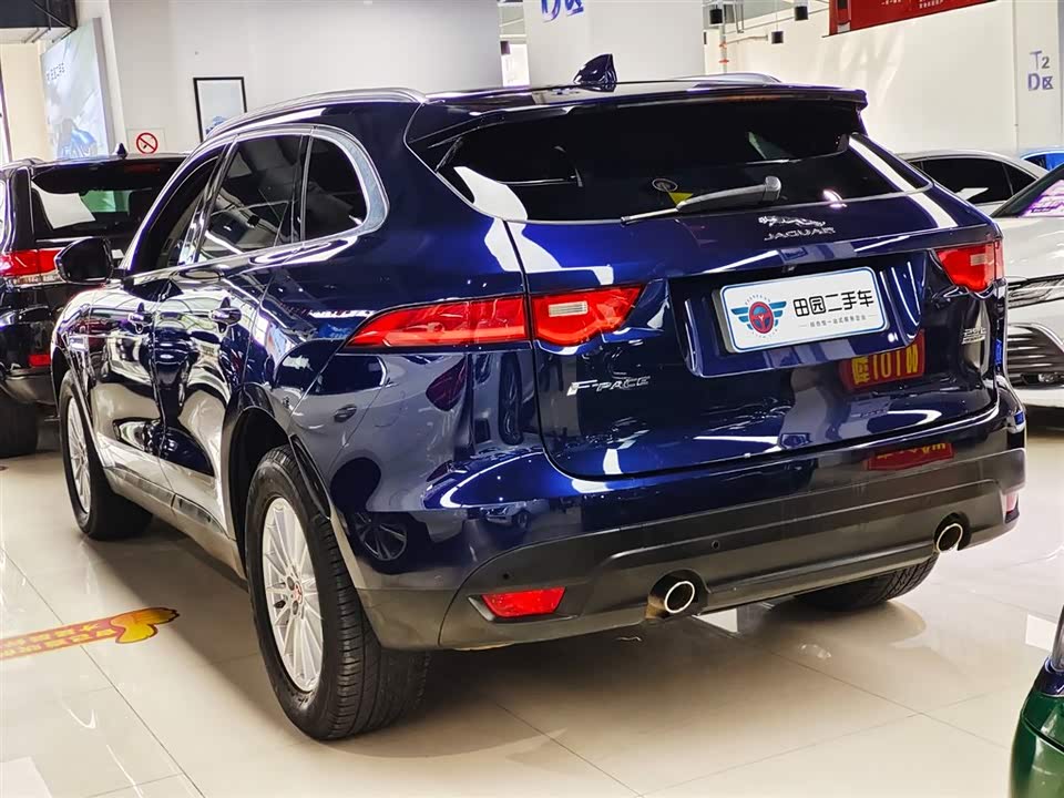 Jaguar F-PACE Jaguar F-PACE