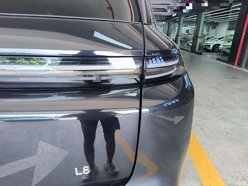 Li Auto L8, 2025 8