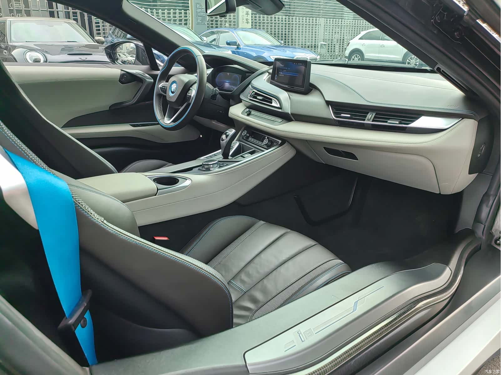 BMW i8, 2016 6