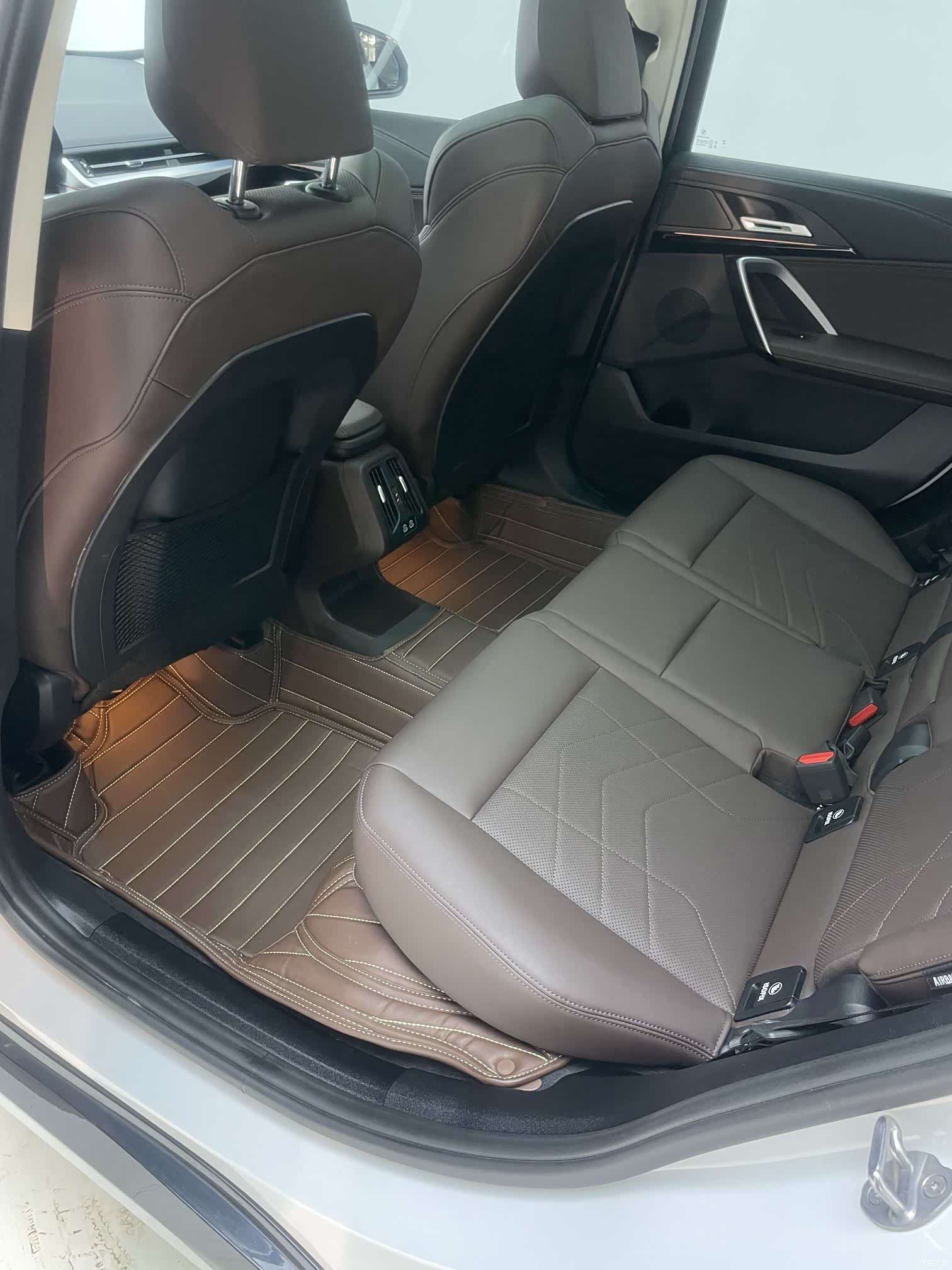 BMW X1, 2025 21