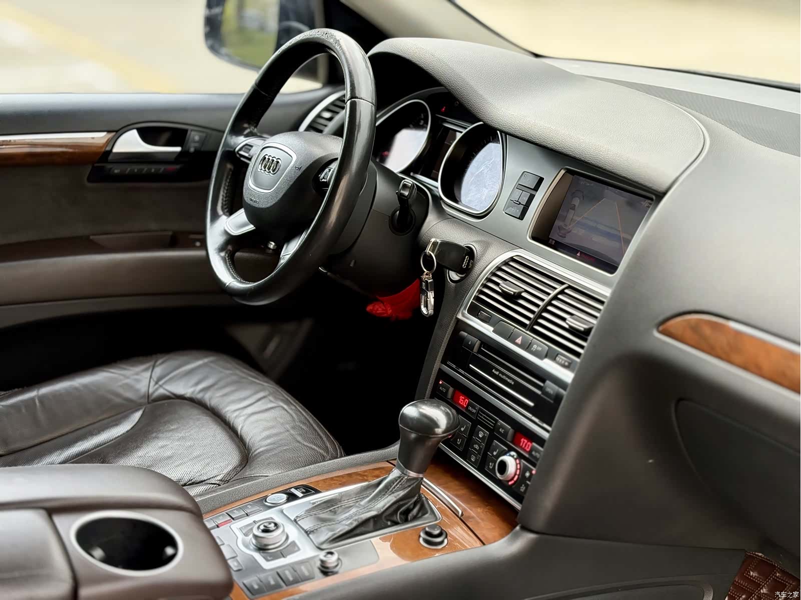 Audi Q7, 2014 9