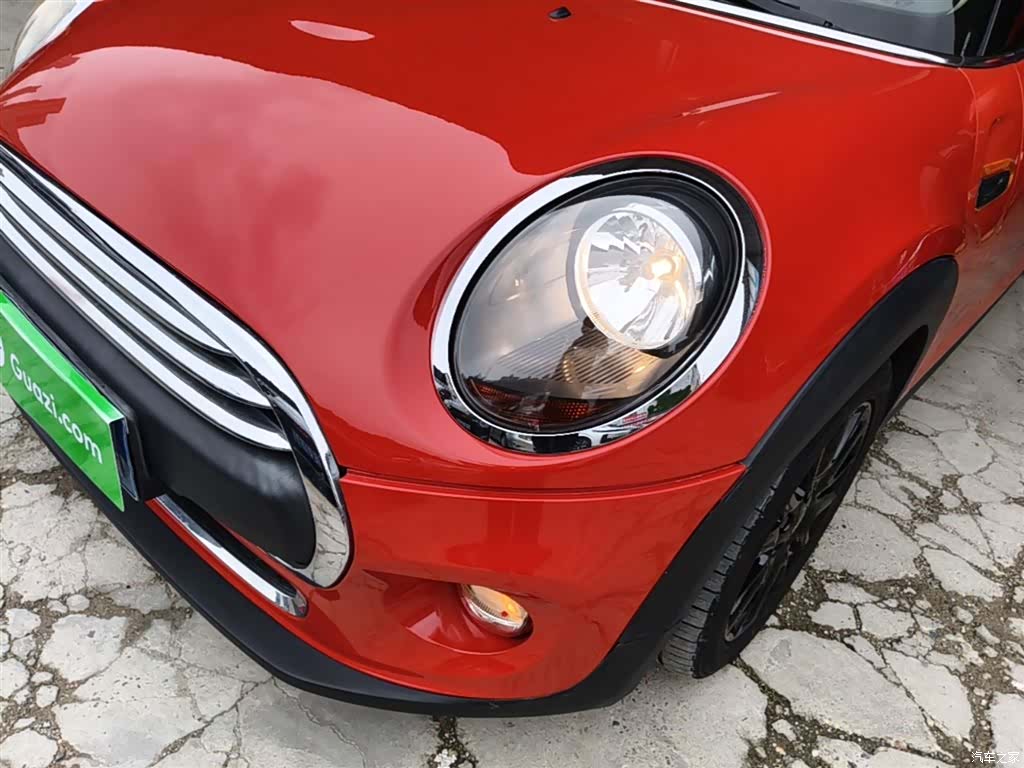 Mini ONE, 2019 24
